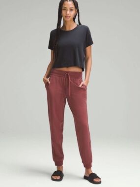 Lululemon Scuba High-Rise French Terry Jogger smoky red lounge wear gym sz 14